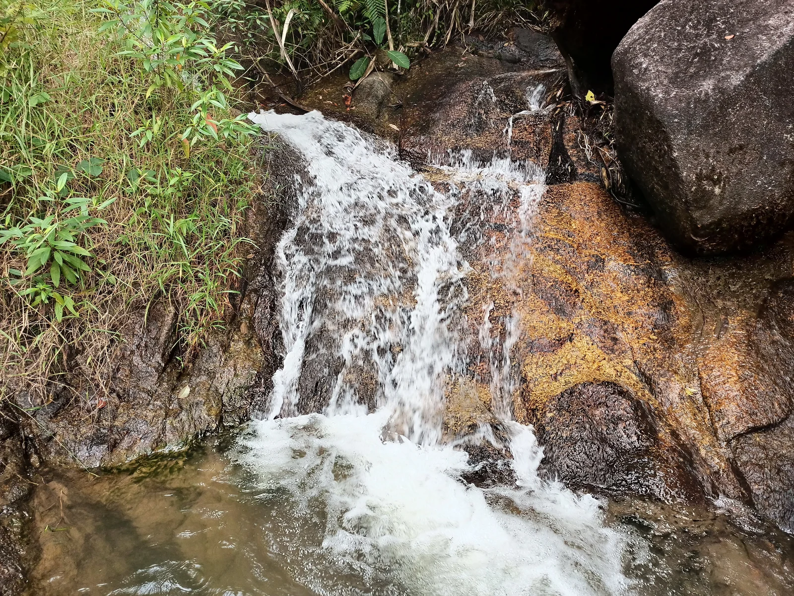 Водопад Тон Ай Хе